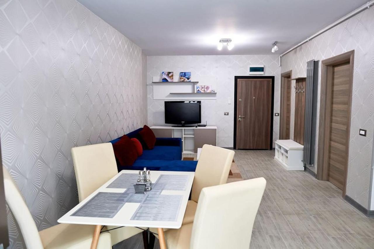 Blue Apartment In Spa N Pool Beach Resort Năvodari Zewnętrze zdjęcie