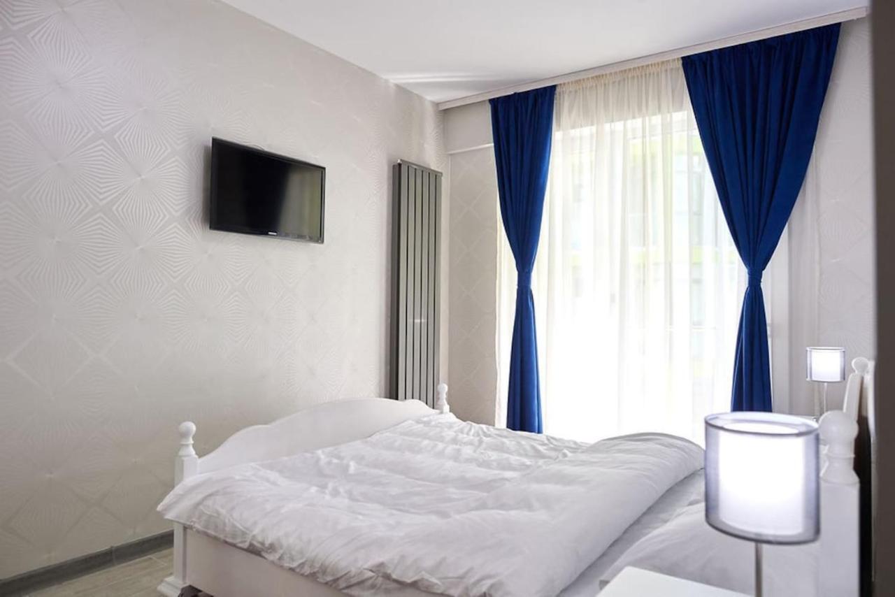 Blue Apartment In Spa N Pool Beach Resort Năvodari Zewnętrze zdjęcie