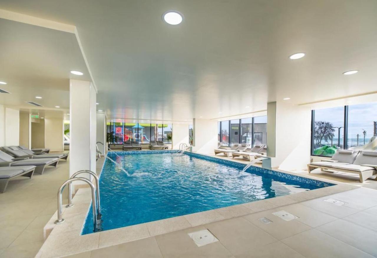 Blue Apartment In Spa N Pool Beach Resort Năvodari Zewnętrze zdjęcie